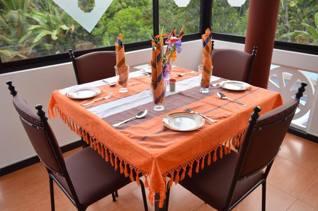 קנדי Green View Holiday Resort מראה חיצוני תמונה